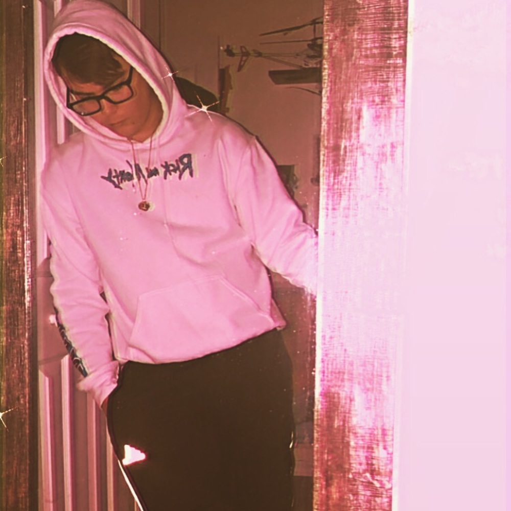 Meet your Posher, Flavio